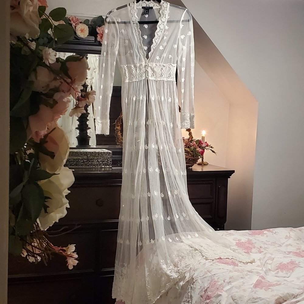 Sheer Lace Cover-up Duster White/off white/Ivory Small